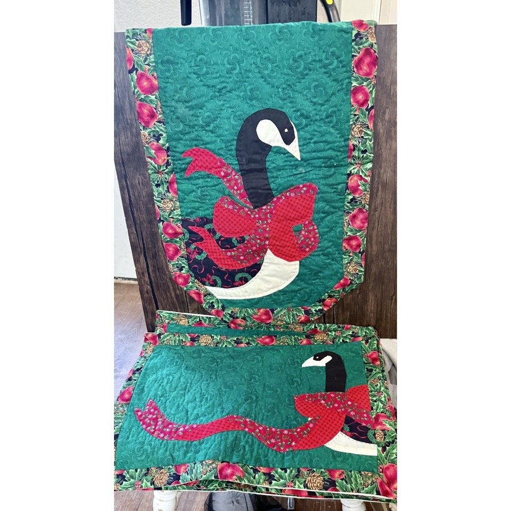 Vintage Winter Goose table runner 54"‎ and 4 Placemats Stitched 14x20